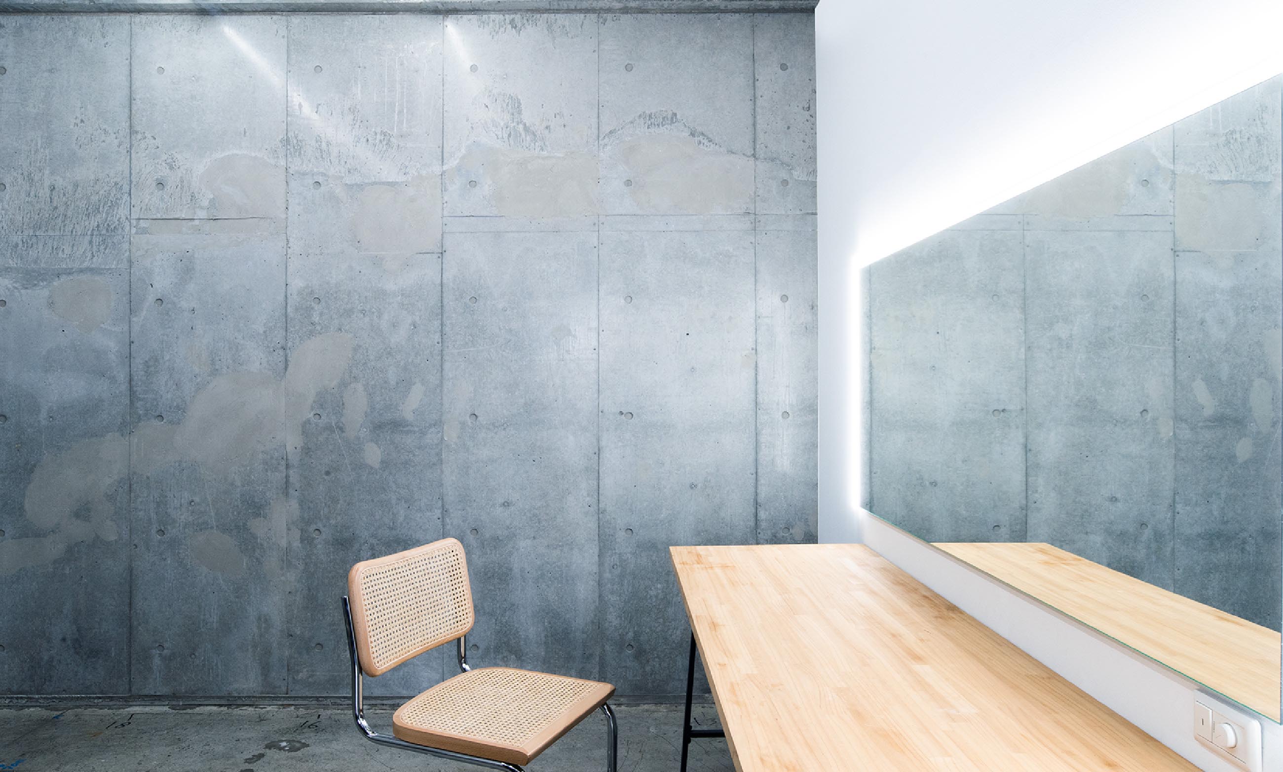 アイディア広がる天窓部屋とメイクルーム